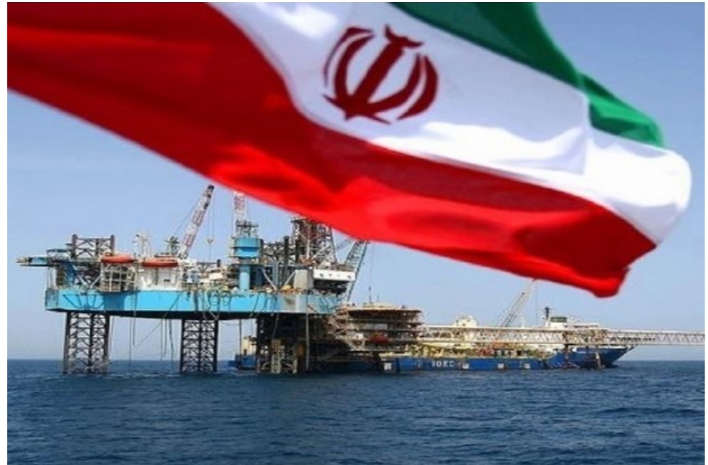 سه مقام سابق و دو شرکت ایرانی از فهرست تحریم های آمریکا خارج شدند / کاهش قیمت نفت در بازارهای جهانی