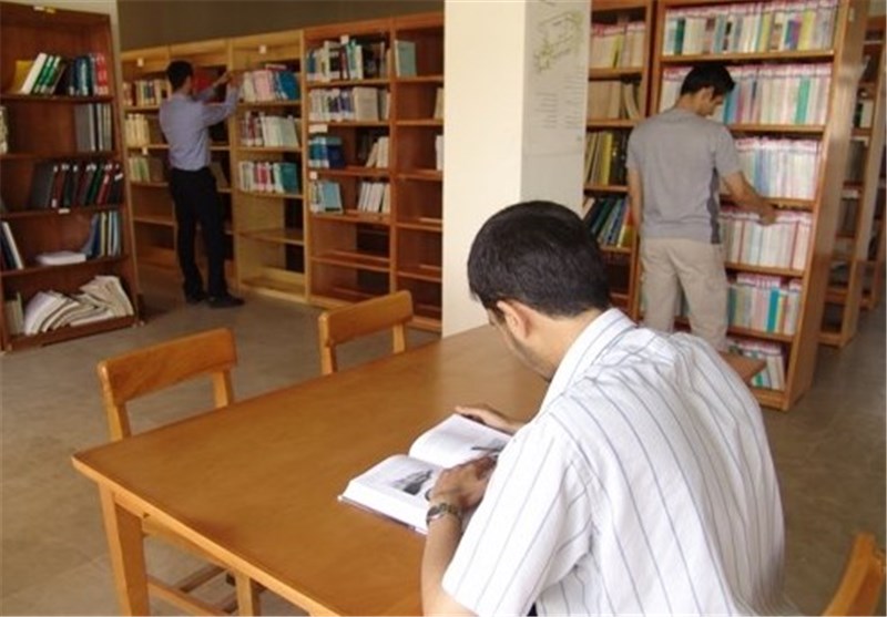سرانه مطالعه در استان کرمان زیر ۱۵ دقیقه در روز است