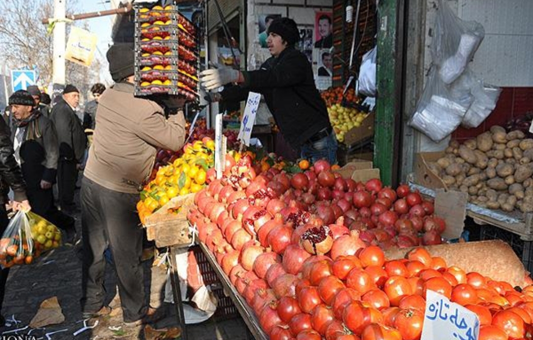 افزایش قیمت گوجه ربطی به قیمت بنزین ندارد/ سیب زمینی و پیاز گران نخواهند شد