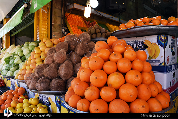 به خاطر کرونا و گرانی خرید میوه در کرمان  50 تا 60 درصد کم شده است