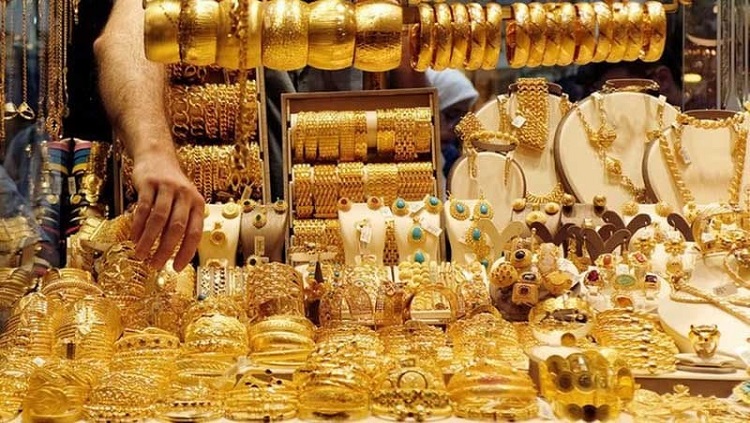 طلا پرسودترین بازار در موج ریزش قیمت‌ها/ بررسی سرنوشت دلار و بورس در آستانه انتخابات ۱۴۰۰