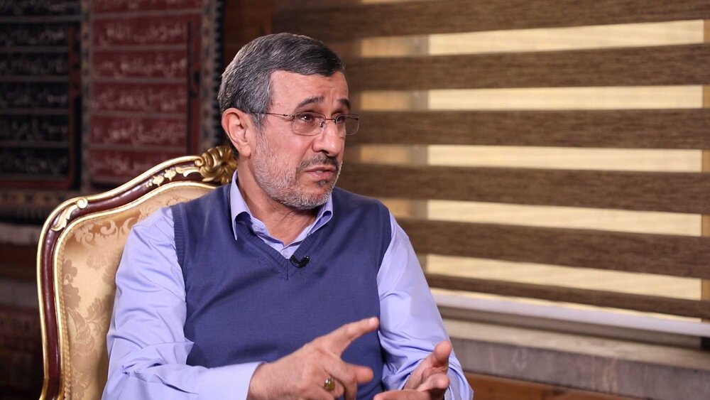 پاسخ وزارت اطلاعات به اظهارات «مغایر با واقعیات امنیتی» احمدی‌نژاد