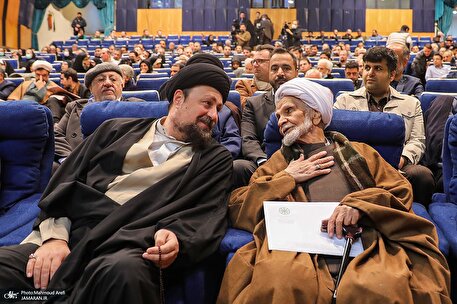 ببینید| گزارش تصویری از مراسم نکوداشت محمدجواد حجتی کرمانی در تهران